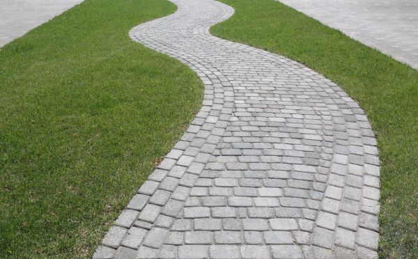 Cost of Paver Walkway Service in Overland Park